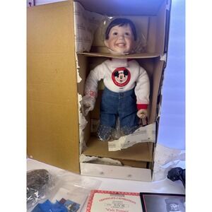 Ashton-Drake Walt Disney World Boy Porcelain Doll Titus Tomescu COA 76032-C1